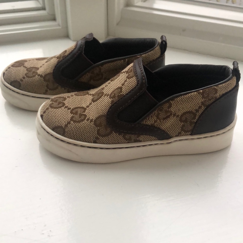 Gucci Monogram Slip On Loafers - Picture 5 of 5